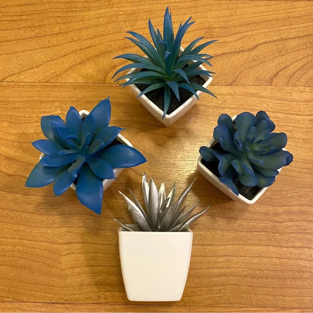 Faux Succulent Plants - Set of 4
